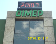 Letra caixa em Aço Galvanizado com pintura automotiva verde e iluminação interna com led.