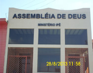 Letra caixa em Aço Galvanizado com pintura automotiva e iluminação com led.